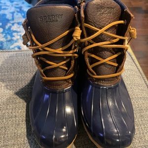Sperry rain boots